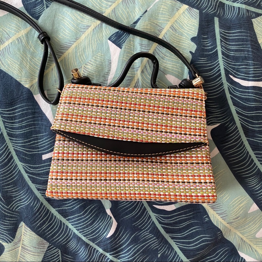 Woven-Pattern Purse - Picture 2 of 7